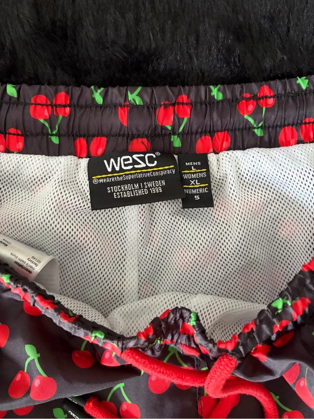Swim shorts - Picture 7 of 11